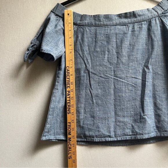 MACBETH Collection Chambray All Day Floral Embroidered Blue Off Shoulder Sz XS - Picture 8 of 8